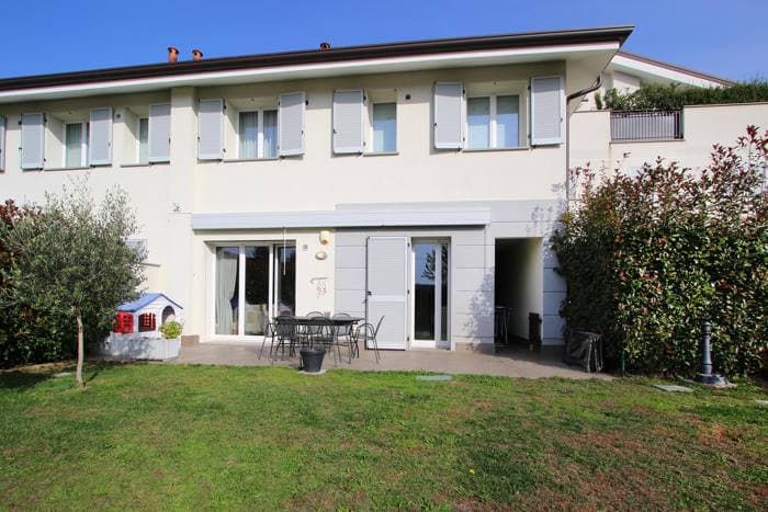 Quadrilocale Casatenovo — Casatenovo