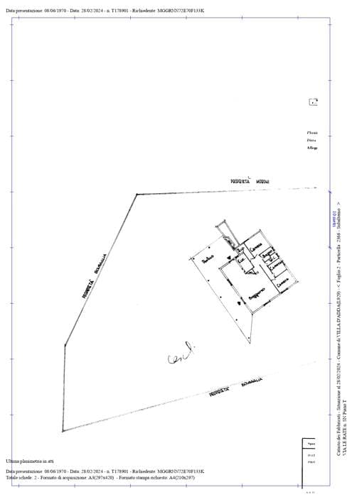 Planimetria 1 di Villa con Piscina e Parco Privato a Villa d'Adda