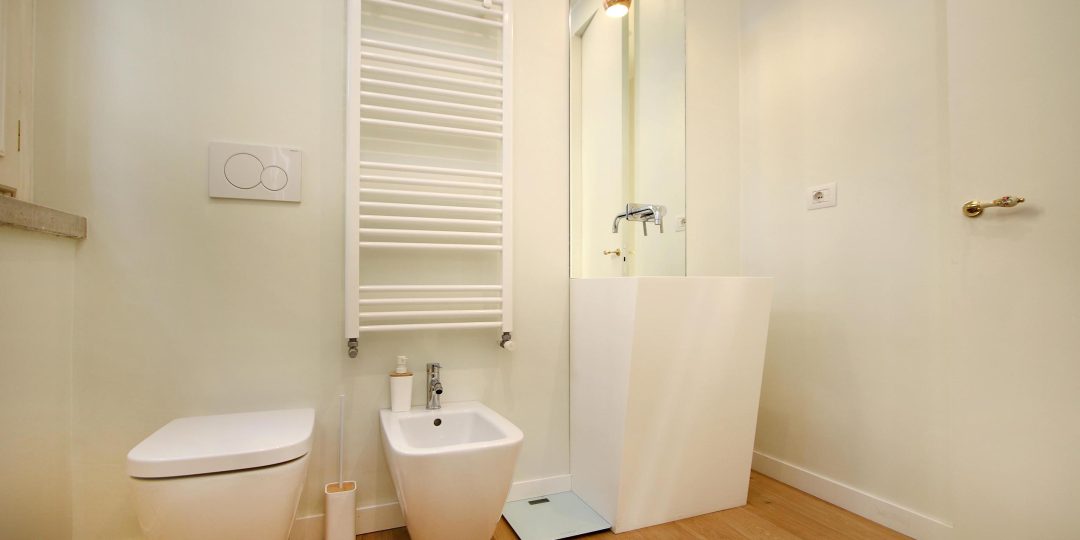 athome-appartamento-besanainbrianza-01-side-1