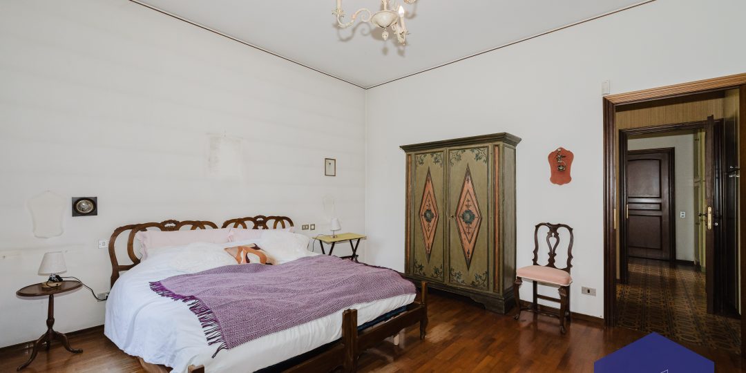 athome-appartamento-monza-23-side-3
