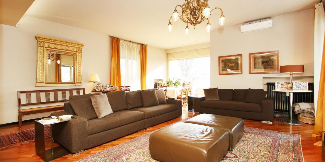 athome-villa-caratebrianza-03-side-1