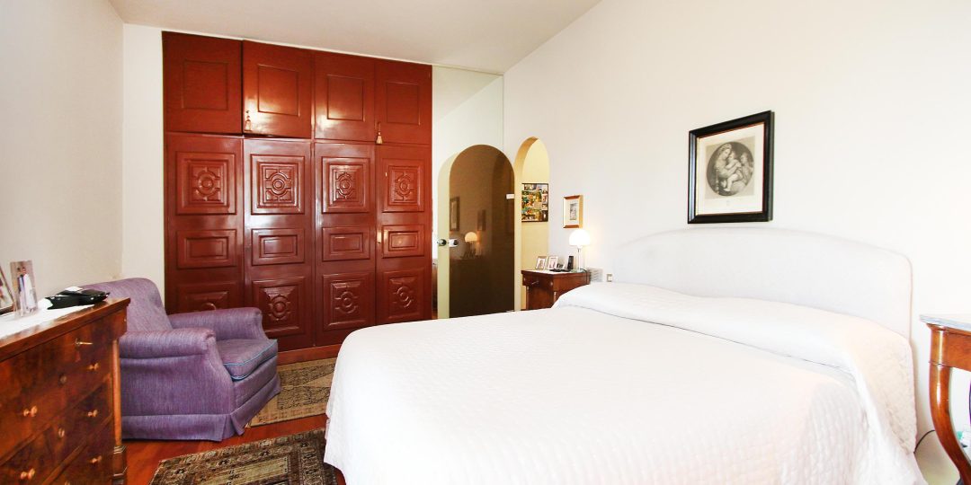 athome-villa-caratebrianza-03-side-3