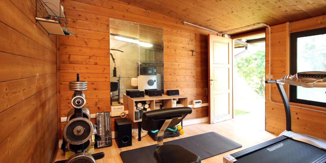 athome-villa-giussano-10-side-3
