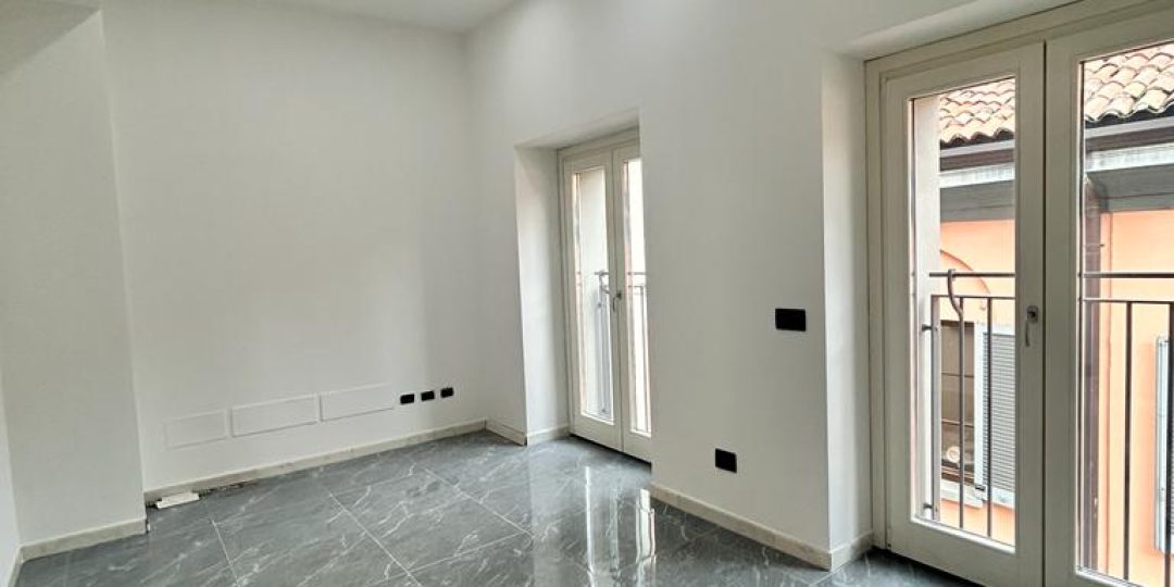 athome-villa-monza-09-side-3